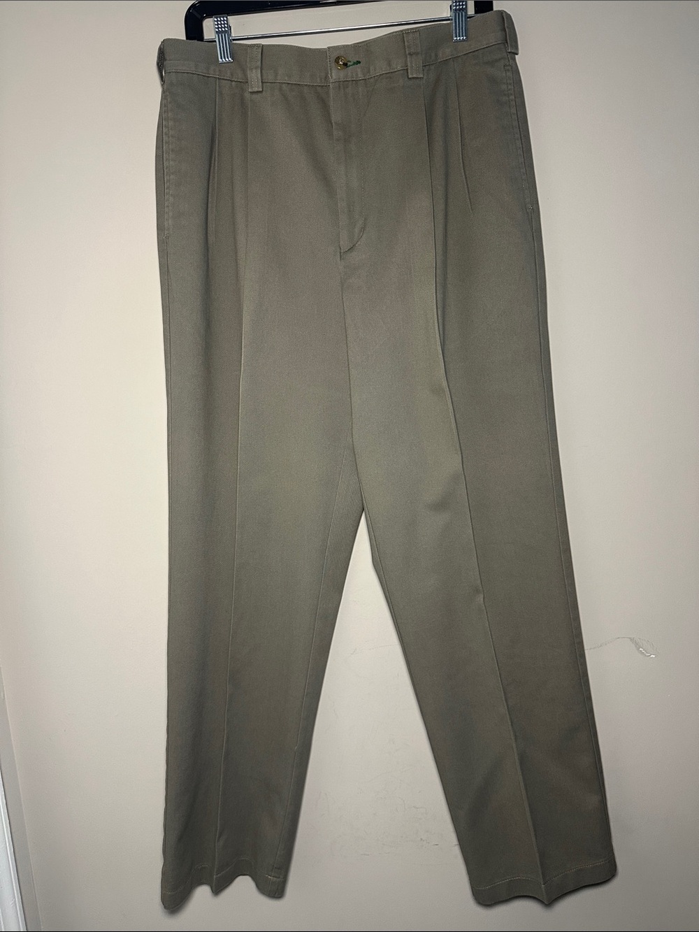 Tommy Hilfiger vintage y2k 32x32 Men's Khaki Neutral Tan pleated dress pants